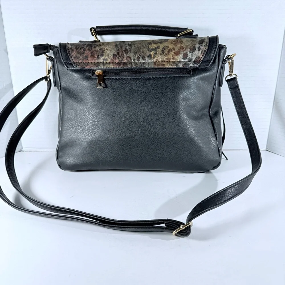 Femina Fringe Leopard Print Black Handbag Gold Interior Detachable Strap - Picture 4 of 16